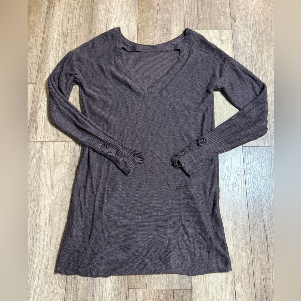 Women's V-Neck Long Sleeve Top
